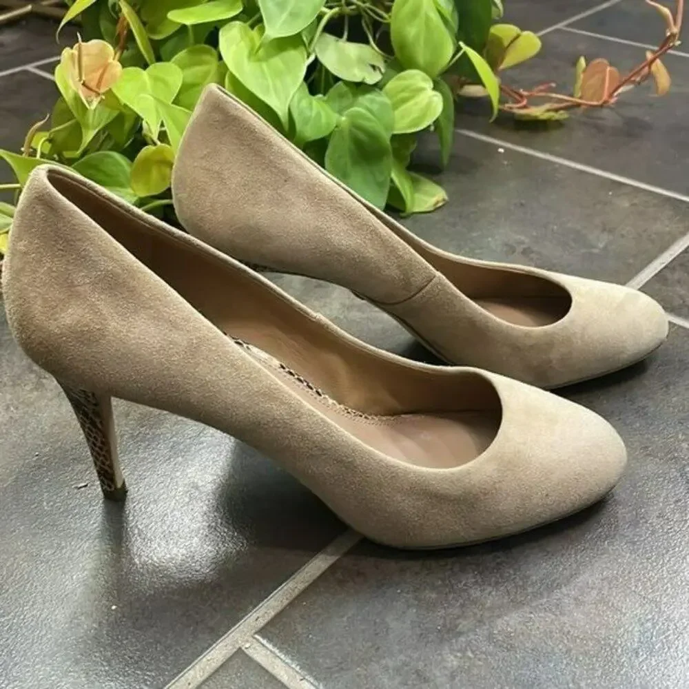 Tory Burch Suede Nude Heels‎ 9